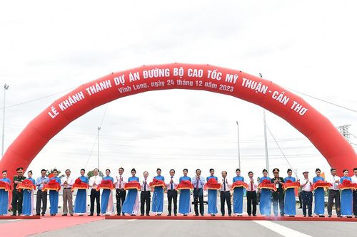 Khánh thành cao tốc Mỹ Thuận - Cần Thơ và cầu Mỹ Thuận 2, rút ngắn thời gian từ TP.HCM đi Cần Thơ