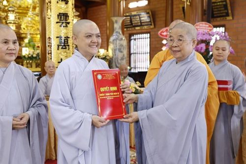 Phân ban Ni giới T.Ư công bố quyết định và ra mắt nhân sự ba tiểu ban trực thuộc