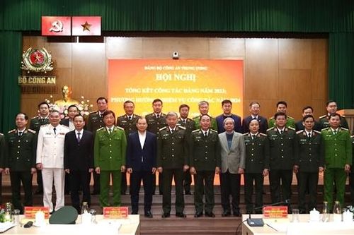 Nỗ lực thực hiện tốt nhiệm vụ công tác năm 2024 trong Đảng bộ Công an Trung ương