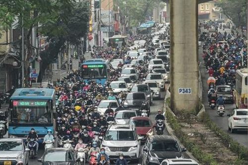 Hà Nội: Hơn 100 vị trí nguy cơ ùn tắc sẽ được tăng cường chốt trực