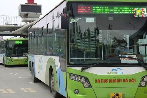 Duy trì hay 'khai tử' tuyến xe buýt nhanh BRT?