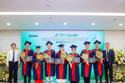 Lễ tốt nghiệp Tư vấn viên sức khỏe dinh dưỡng Nutrilite 2023