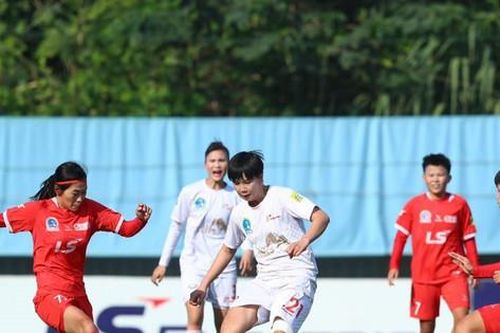 CLB thành phố Hồ Chí Minh I 'chạm tay' vào chức vô địch