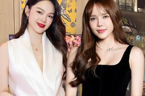 Sao Việt trang hoàng nhà lung linh, có người định trưng cây thông đến Tết