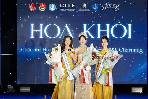 Tìm ra Hoa khôi tài sắc vẹn toàn của trường Đại học Kinh tế - Đại học Quốc gia Hà Nội