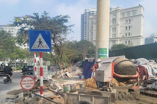 Hà Nội: Một số dự án cải tạo, chỉnh trang lát đá vỉa hè còn tồn tại, hạn chế cần khắc phục