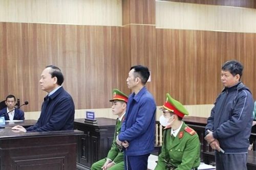 Thanh Hóa: Nguyên Chủ tịch huyện Thường Xuân không nhận tội