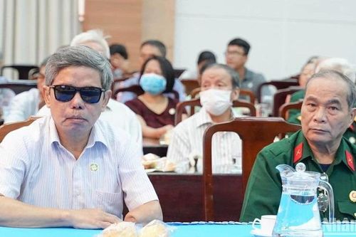 Tiếp tục nâng cao đời sống người có công