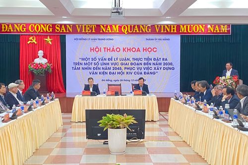 Tổng kết thực tiễn, xây dựng lý luận, quyết tâm thực hiện khát vọng phát triển đất nước