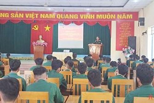 Bộ CHQS tỉnh Bình Phước huấn luyện chuyển loại quân sự cho quân nhân xuất ngũ năm 2024