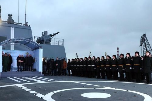 Ông Putin nói gì khi khánh thành ba tàu quân sự mới