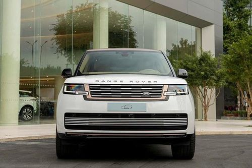 Range Rover SV có giá bán từ 16,8 tỷ đồng tại Việt Nam