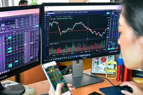 1,1 tỷ cổ phiếu được niêm yết trên thị trường dịp cuối năm