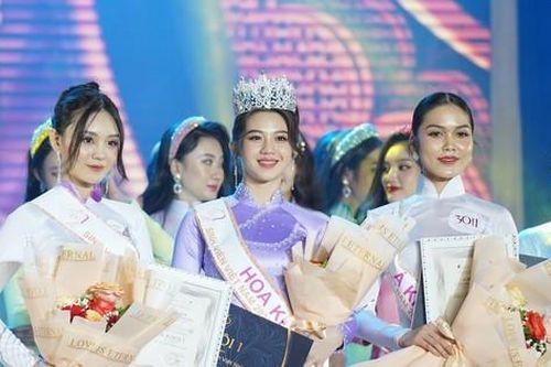 Nữ sinh Nhân văn đăng quang Hoa khôi sinh viên khu vực miền Nam