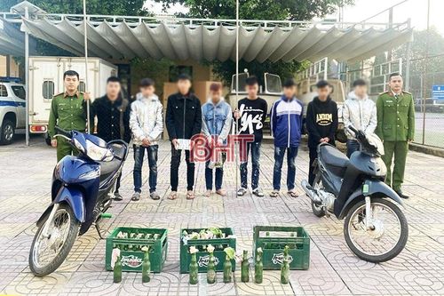 Nhóm thanh thiếu niên ở Hà Tĩnh dùng 'bom xăng' giải quyết mâu thuẫn