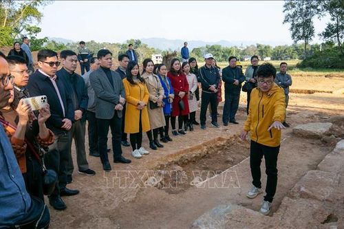 Công bố kết quả khảo cổ Thành Bản Phủ, Thành Nà Lữ và di tích 'Guốc đá Bản Thảnh'
