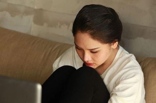 Sai lầm của tôi là bước chân vào phòng chị dâu để cuối cùng bị chị toan tính lợi dụng nhằm hất tôi ra khỏi nhà