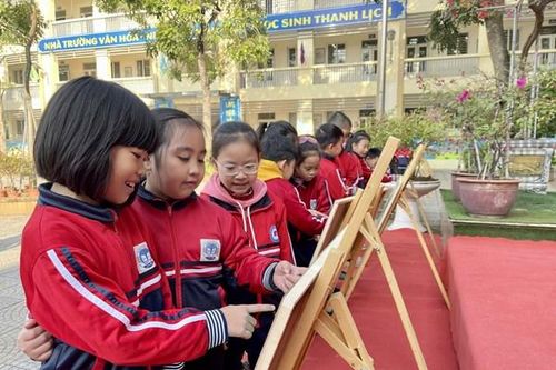 Bàn giao công trình 'Công viên xanh trong lòng thành phố' năm 2023