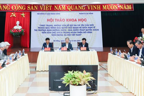 Đà Nẵng luôn đặt người dân là trung tâm trong xây dựng các chính sách