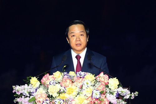 Ninh Bình hướng đến xây dựng thương hiệu lễ hội riêng, thu hút, mở rộng các hoạt động giao lưu văn hóa trong nước, quốc tế (*)