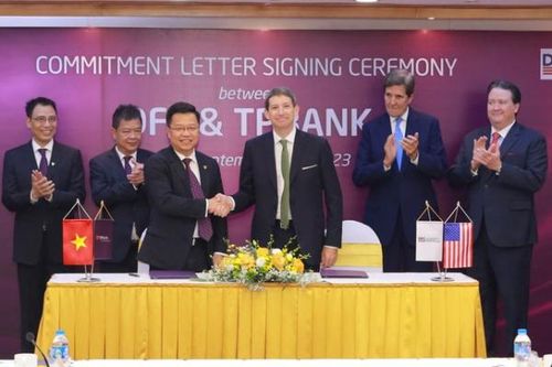 TPBank ký kết hợp tác với Tổ chức phát triển tài chính Mỹ DFC