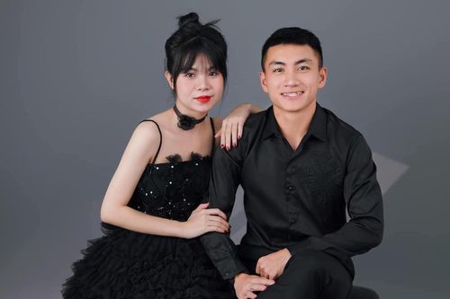 Tuyển thủ U23 Việt Nam được HLV Troussier triệu tập sát ngày cưới vợ