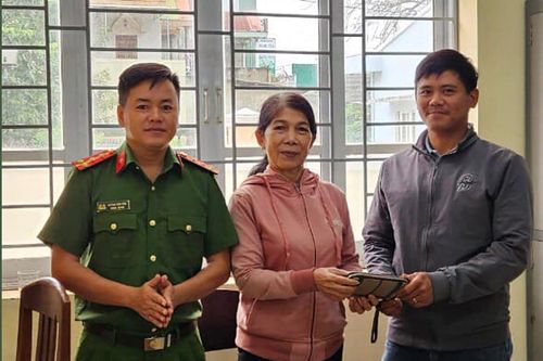 Hành động đẹp của người đàn ông ở Bình Định khi nhặt được tiền, vàng