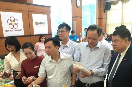 Xây dựng chuỗi nông sản an toàn cho Tết Nguyên đán 2024
