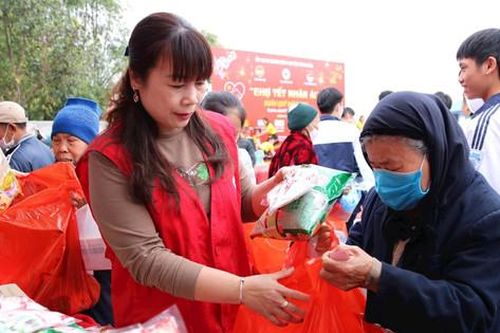Kêu gọi cộng đồng 'Gửi quà - Góp tết' giúp người gặp khó