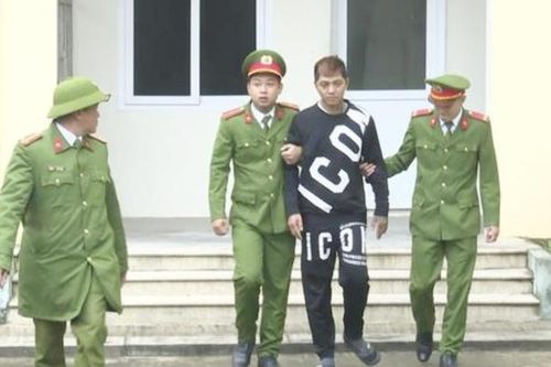 Mang theo hàng 'nóng' vận chuyển 12.000 viên ma túy