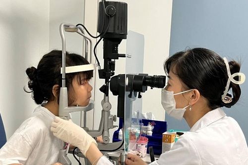 Nhược thị có chữa khỏi không?