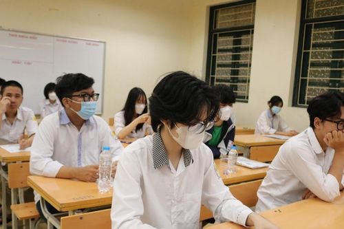 Băn khoăn quy đổi chứng chỉ ngoại ngữ thành điểm 10 Tiếng Anh thi tốt nghiệp THPT