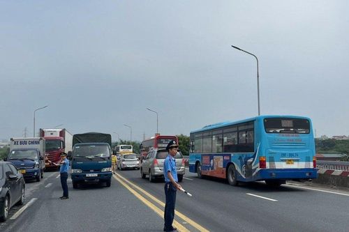 Chốt trực tại 106 điểm có nguy cơ ùn tắc trong dịp Tết