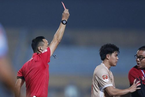 BTC V League đề nghị kỷ luật ông Trần Tiến Đại