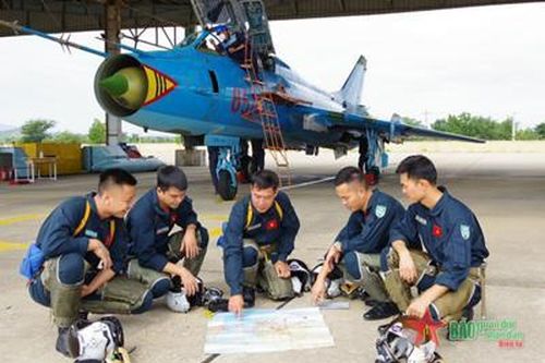Chiến lược bảo vệ Tổ quốc trong tình hình mới: Thực hiện kế sách 'giữ nước từ khi nước chưa nguy'-Bài 2: Xây dựng, củng cố tiềm lực quốc phòng trong thời bình