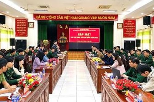 Bộ đội Biên phòng TP Đà Nẵng phối hợp tuyên truyền kỷ niệm 65 năm Ngày truyền thống Bộ đội Biên phòng