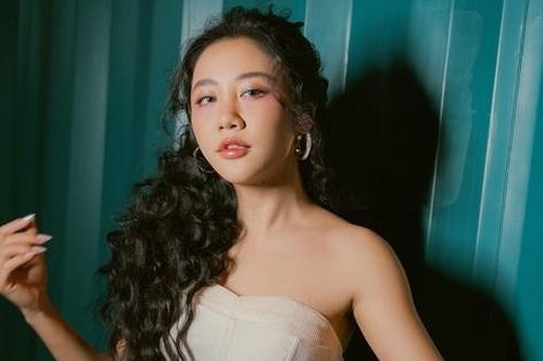 Không chỉ hát live 'cực đỉnh', Văn Mai Hương nhận 'cơn mưa' lời khen khi làm điều đặc biệt này với nhóm nhạc Tempest