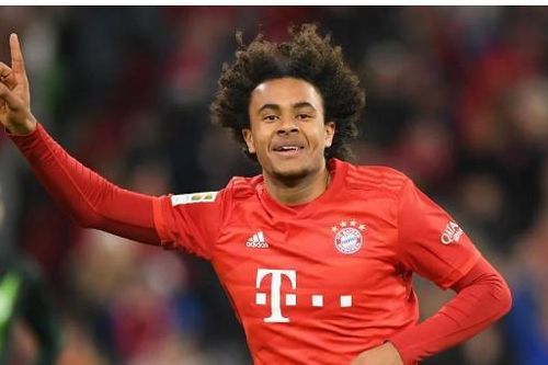 Man United nhắm tiền đạo cao 1m93 tại Serie A