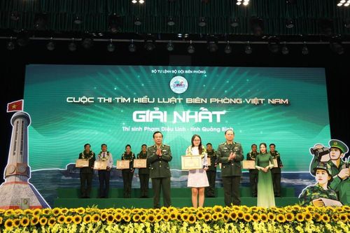 Tổng kết và trao giải Cuộc thi trực tuyến 'Tìm hiểu Luật Biên phòng Việt Nam'