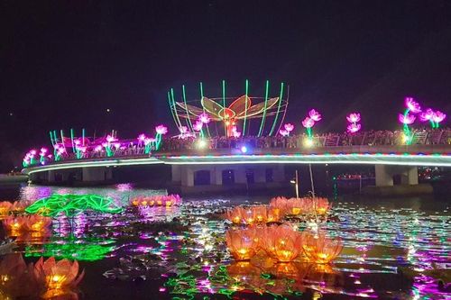 Nhiều hoạt động hấp dẫn tại Đêm Hoa đăng Ninh Kiều, Cần Thơ