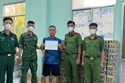 Khởi tố hai đối tượng vận chuyển hơn 1,3 tấn pháo nổ từ Campuchia về Việt Nam
