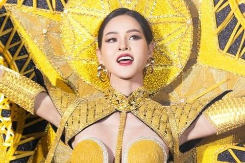 Nhiều thí sinh Hoa hậu Hoàn vũ Việt Nam gặp sự cố trên sân khấu