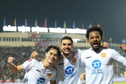 Nam Định vùi dập Thể Công Viettel, độc chiếm ngôi đầu Night Wolf V-League 2023/24
