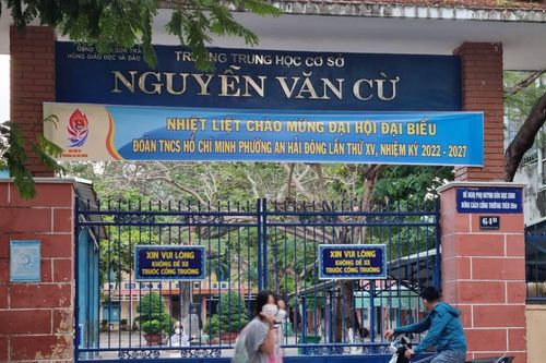UBND quận lên tiếng vụ hàng loạt giáo viên bị 'đòi' lại tiền thu nhập tăng thêm