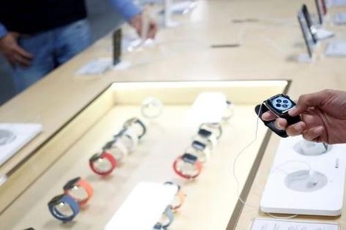 Diễn biến xung quanh lệnh cấm bán Apple Watch tại Mỹ