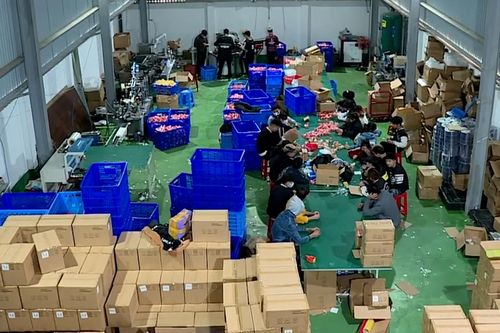 Tạm giữ gần 400 nghìn đầu đốt tinh dầu thuốc lá điện tử ở Bắc Ninh