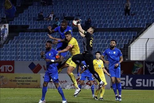 Đông Á Thanh Hóa thắng Quảng Nam tỷ số 2 - 0