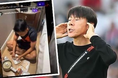 HLV Shin Tae Yong nổi trận lôi đình vì cầu thủ Indonesia ăn mì tôm