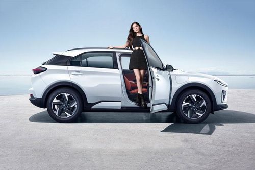 SUV lớn hơn Mazda CX-5, công suất 163 mã lực, giá hơn 400 triệu đồng, khách hàng đua nhau 'chốt đơn'