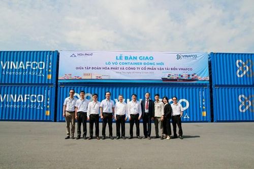 Hòa Phát bàn giao lô vỏ container cho Công ty Vinafco